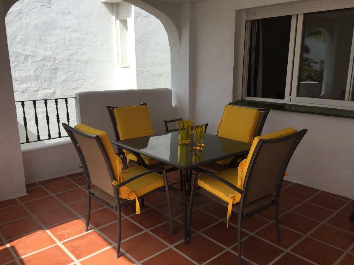 Beautiful 2 Bedroom Apartment @ Puerto Banus! Marbella Exterior photo